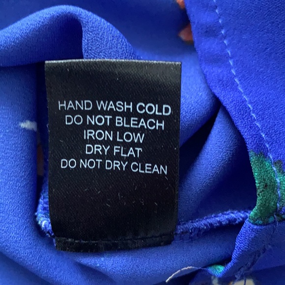 Blue Floral Blouse - so pretty! Size L - Picture 5 of 6